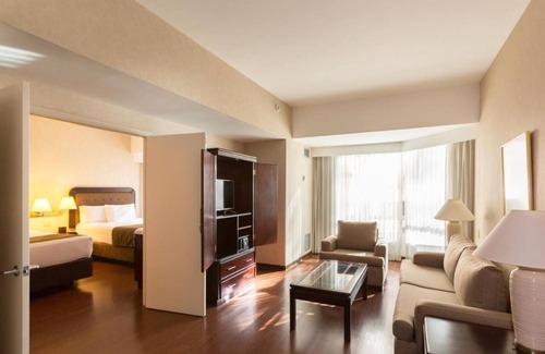 Zona 10 Hotel | Clarion Suites Guatemala City