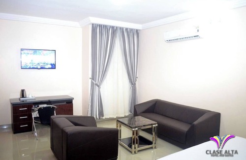 Benin City Hotel | Clase Alta Hotel and Suites Limited