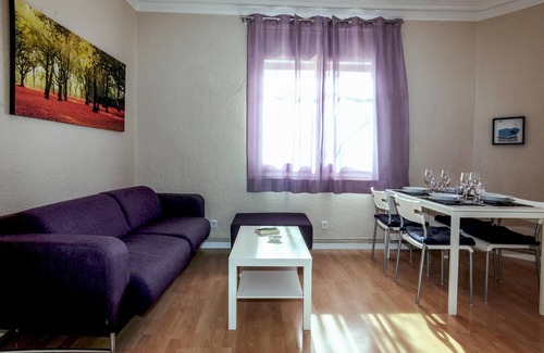 Navas Apartamento | CLASSBEDROOM BARCELONA SAGRERA APARTMENT