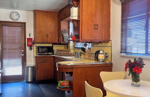 South Arroyo Casa | Classic 1950 Mid Century Modern Home in the San Rafael Hills