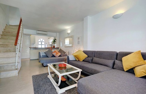 Sitio de Calahonda Chalet De Esquí | Casa adosada clásica andaluza de 2 dormitorios a 500 m de la playa