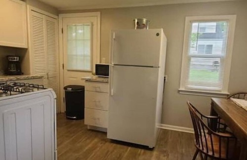 Indian River Casa | Classic 2BR Cabin Peaceful & Relaxing Stay
