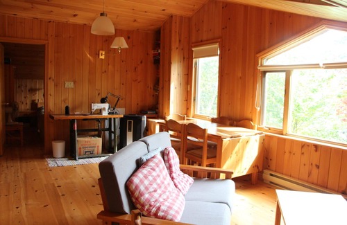 Dysart et al Cabaña | Classic 4 bedroom Pine Cottage