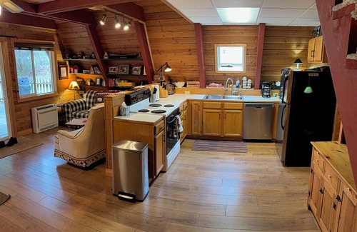 Shelton Cabina | Classic A-Frame Cabin near Lost Lake