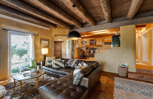 Canada de los Alamos Casa | Classic Adobe Desert Home, Stunning Mountain Views, Rustic Luxury