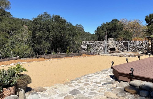 Carmel Valley Casa | Classic adobe home comfortably nestled in the heart of Carmel Valley