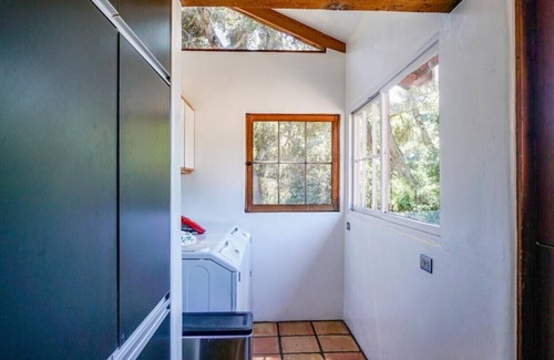 Carmel Valley Casa | Classic adobe home comfortably nestled in the heart of Carmel Valley