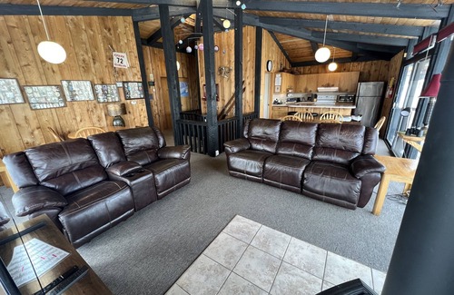 Snowmass Village Chalet De Esquí | Classic Chalet on free shuttle route-fireplace, hot tub and sauna. 5 Bedrooms