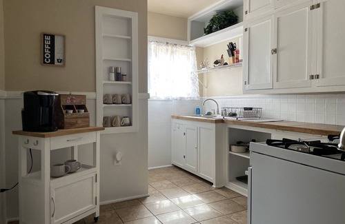 Northside Casa | Classic comfort at Grand House. 2 bed 1 bath home.