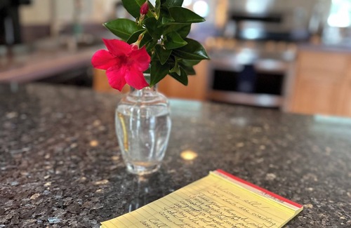 Woodstock Otro | Classic, cozy farmhouse in the 4 season playground of VT's prettiest town!