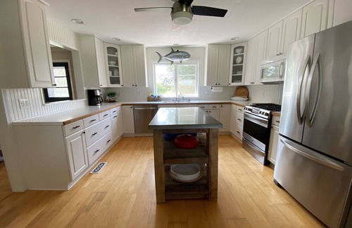 Williamsburg Casa | Casa de campo clásica con comodidades modernas cerca de Elk Rapids y Traverse City