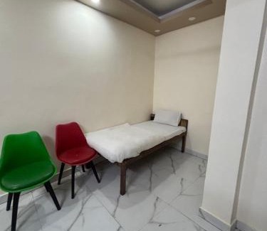 Old Rajinder Nagar Hotel | Classic Harmony Inn