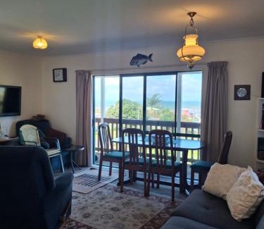 Tapu Casa | Classic Kiwi Beach Batch