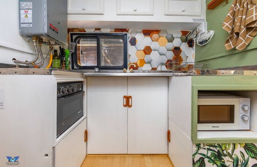 Stanford Casa | Classic mobile home next to vlei in birdsactuary.