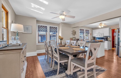 Ortley Beach Casa | Classic OCEAN BLOCK CAPE WITH 4 BR 2 BATHS.