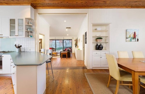 Albury Casa | Clásico en George- habitación para toda la familia