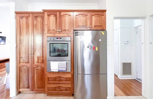 Bentleigh Casa | Classic Patterson Charm with Modern Comfort