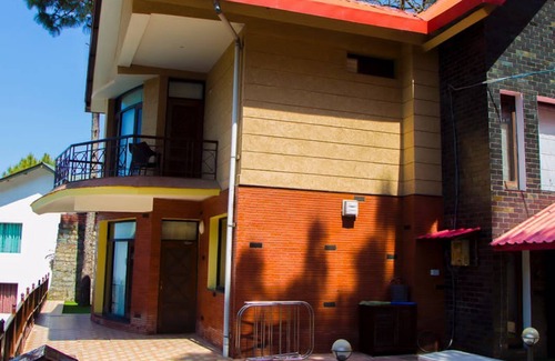 Kasauli Villa | Classic Pine View Villa Kasauli