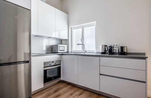Recoletos Apartamento | Classic Recoletos 1BR w/ Doorman, in Calle Serrano, by Blueground