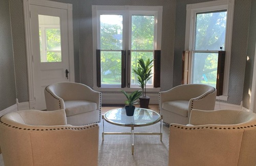 Skaneateles Casa | Classic Village Victorian - Steps to Downtown!