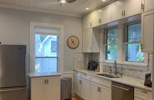 Skaneateles Casa | Classic Village Victorian - Steps to Downtown!