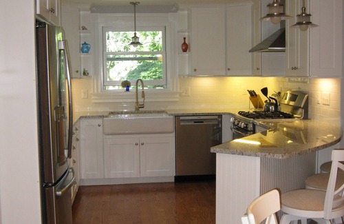 Vineyard Haven Casa | Large 5 BDR Home - Renovación reciente. Perfecto para reuniones familiares y bodas