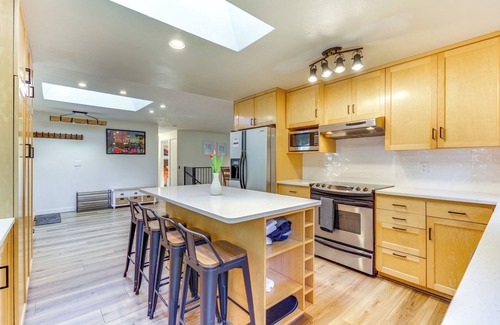 Woodinville Casa | Classic Woodinville Wine Country Escape!
