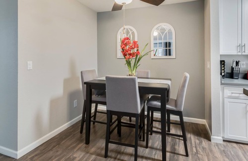 Rocklin Apartamento | Elegante apartamento con lujosa suite King