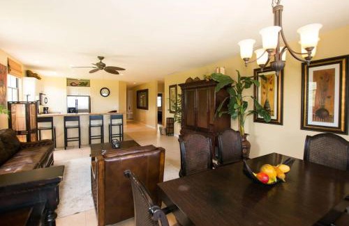 Coco Casa | Classy artsy ocean-view unit near pool at Pacifico in Coco sleeps 6