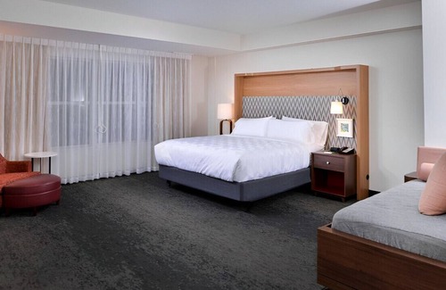 Farmington Hills Casa | Classy & Modern Suite! Ideal for a Restful Getaway