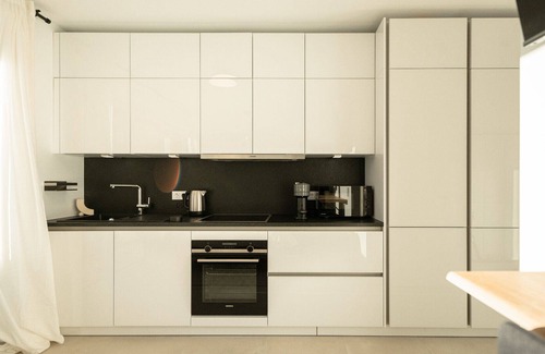 Gasperich Apartamento | Classy Studio W Balcony near Cloche dOr