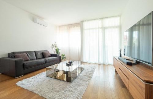 Centar Apartamento | Classy Two-Bedroom Apartment