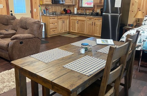 Bristol Cabina | Claude's Cabin Riverfront on the South Holston River