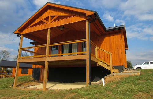Bristol Cabina | Claude's Cabin Riverfront on the South Holston River