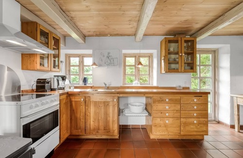 Tim Casa | "Claus" - 1.5km to the fjord by Interhome