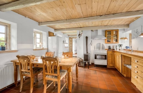 Tim Casa | "Claus" - 1.5km to the fjord by Interhome