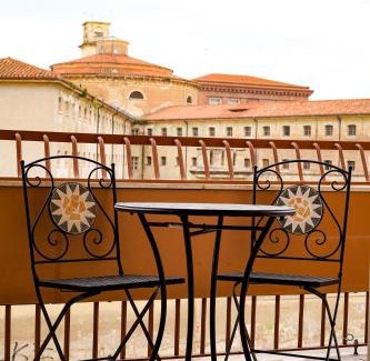Sassari Apartamento | CLavi Apartament