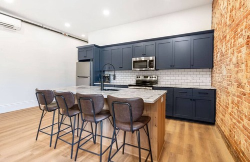 Millersburg Apartamento | Clay St. Suite - American Hall