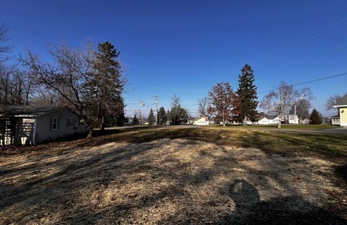Frontenac Cabaña | CLAYTON COTTAGE