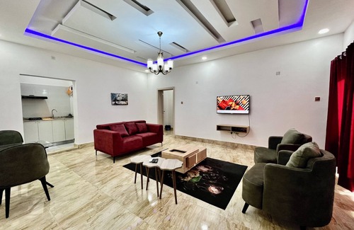 Utako Apartamento | CLEAN 1BEDROOM FLAT + 24hrs LIGHT WITH AC + WiFi + KITCHEN
