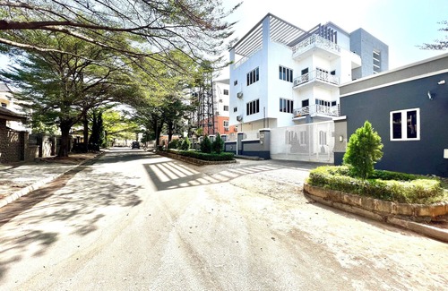 Utako Apartamento | CLEAN 1BEDROOM FLAT at UTAKO ABUJA. 24hrs LIT with AC, WIFI & KITCHEN