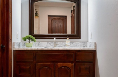 Weatherford Otro | Clean and cozy farmhouse