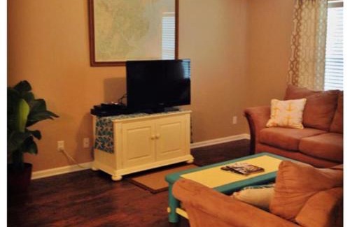 Whitemarsh Island Casa | Clean and Cozy Savannah House Near Tybee Beaches!