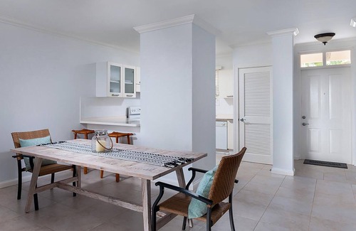 Vuemont Casa | Clean and modern 2 bedroom 2 Bathroom apartment located at Vuemont, St Peter