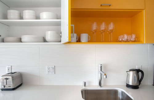 Wilburton Apartamento | Clean Bellevue 1BR w/ Lounge, Rooftop & Gym, nr Shops, by Blueground