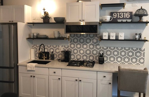 Encino Casa | Clean & Bright 1Bd/1Bth+Loft Charming Guest House