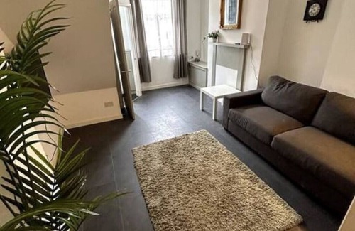Stoke-on-Trent Casa | Clean Budget Accommodation