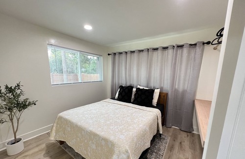 Sumter Casa | Clean & Comfortable 3 BD 1.5BA Pool Table+Gym