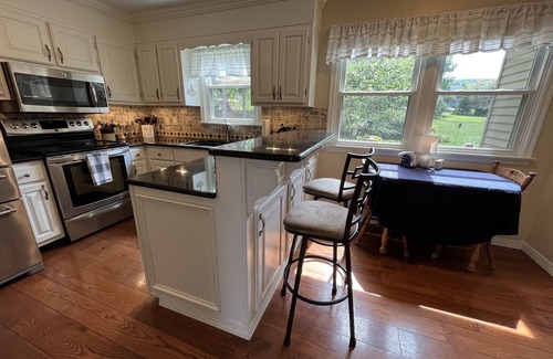 Boalsburg Casa | Clean, Comfortable, Close to Campus in a Quiet Neighborhood