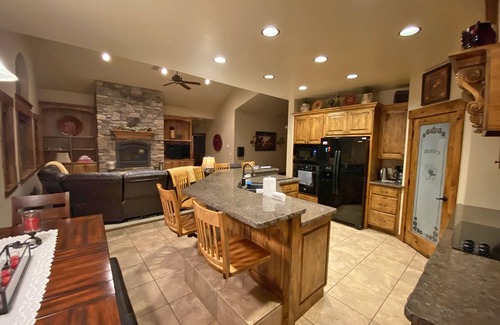 Felt Casa | Clean country living with modern amenities